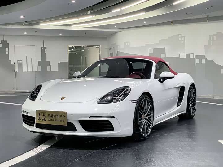 Фото 1 - Porsche 718