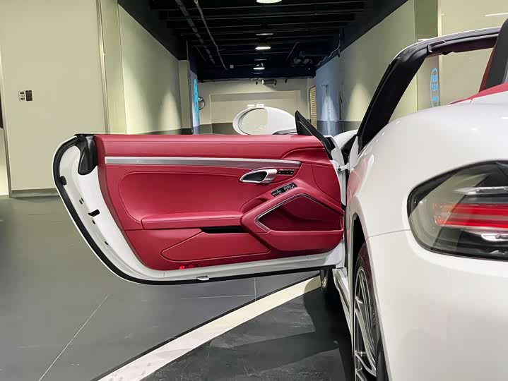 Фото 9 - Porsche 718