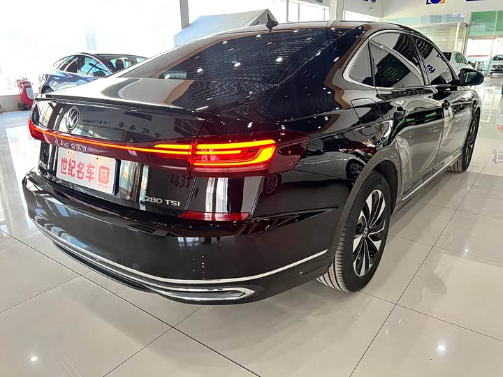 Фото 5 - Volkswagen Passat