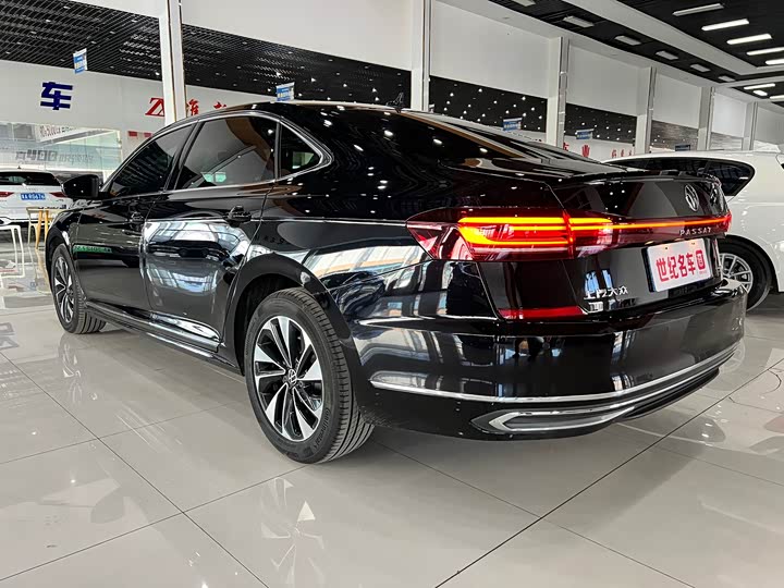 Фото 6 - Volkswagen Passat