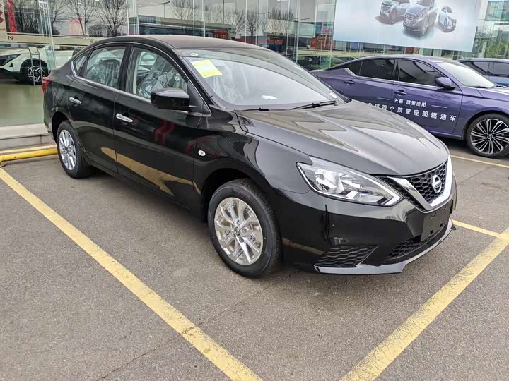 Фото 3 - Nissan Sylphy