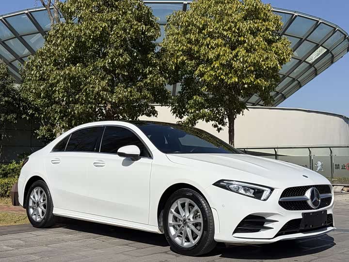 Фото 3 - Mercedes-Benz A-Class