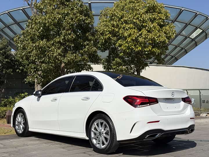 Фото 6 - Mercedes-Benz A-Class