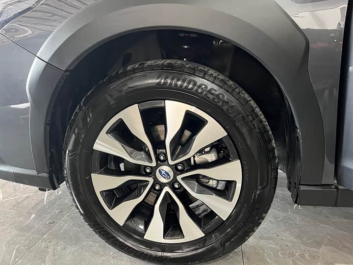 Фото 7 - Subaru Outback