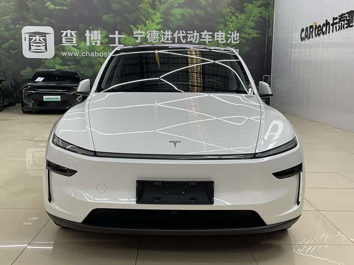 Фото 2 - Tesla Model Y