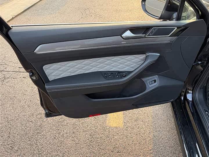 Фото 6 - Volkswagen Magotan