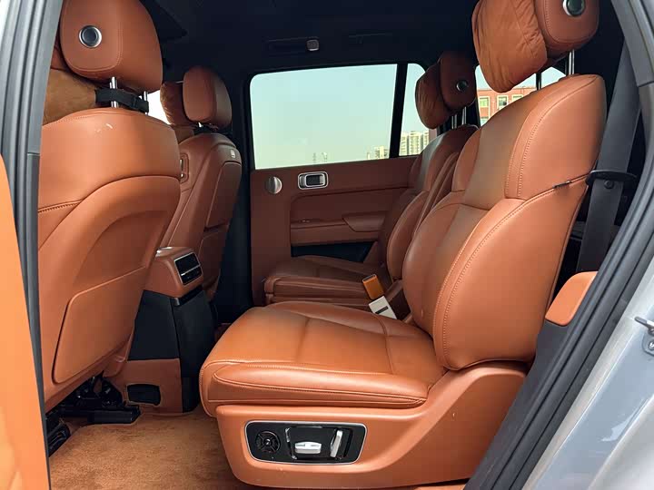 Фото 8 - LiXiang L9