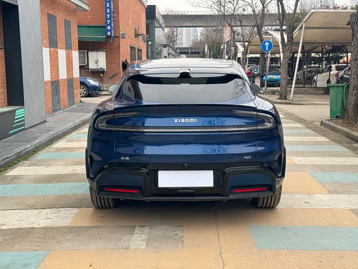 Фото 8 - Xiaomi YU7