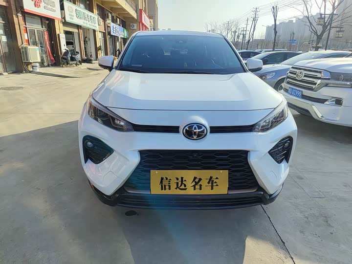 Фото 2 - Toyota Wildlander