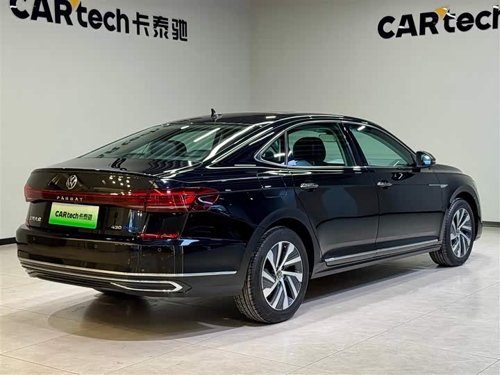 Фото 5 - Volkswagen Passat Hybrid