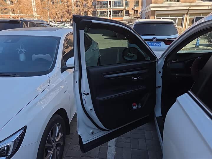 Фото 7 - Honda CR-V