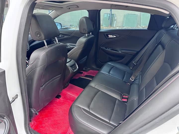 Фото 8 - Chevrolet Malibu XL