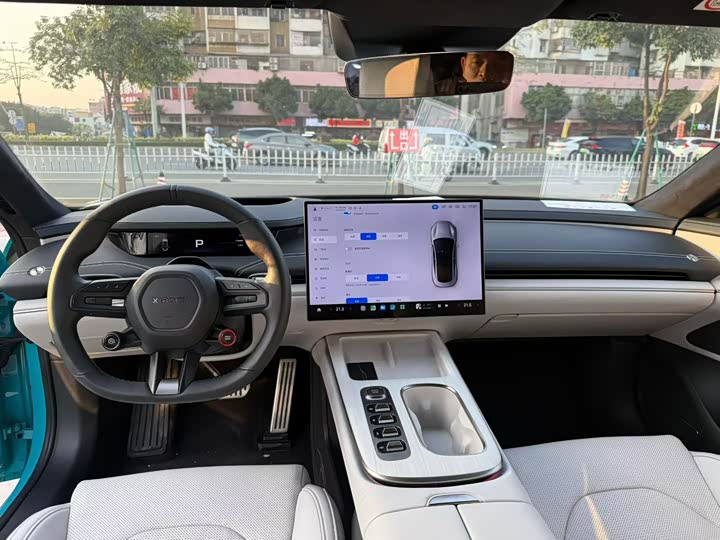 Фото 9 - Xiaomi SU7