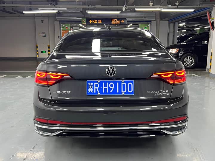 Фото 5 - Volkswagen Sagitar L