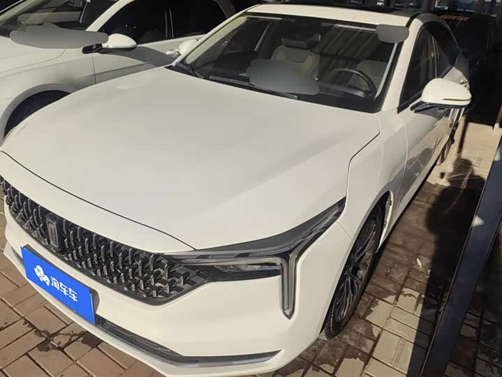 Фото 1 - Bestune B70