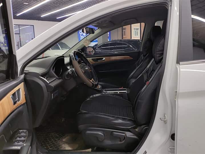 Фото 9 - Haval M6