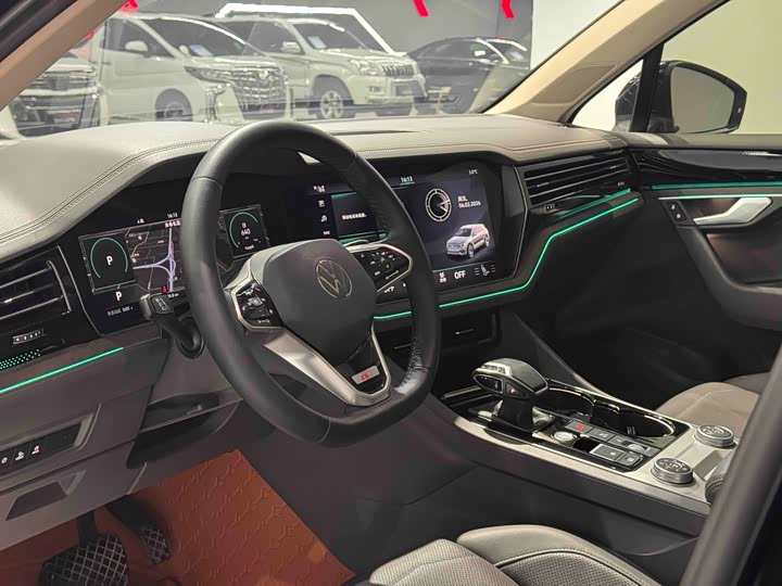 Photo 6 - Volkswagen Touareg