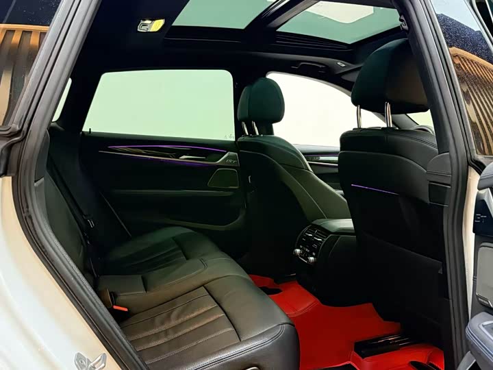 Фото 7 - BMW 6 Series GT