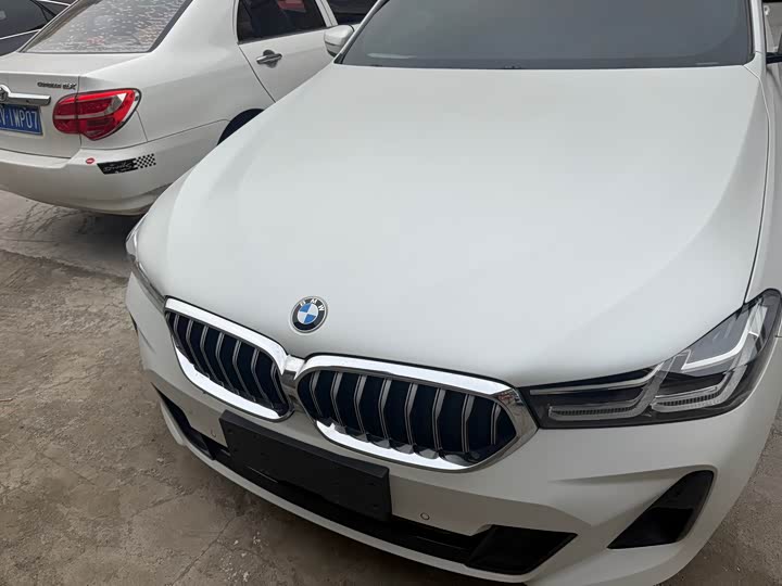 Фото 9 - BMW 6 Series GT