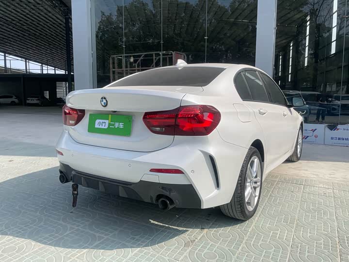 Фото 5 - BMW 1 Series