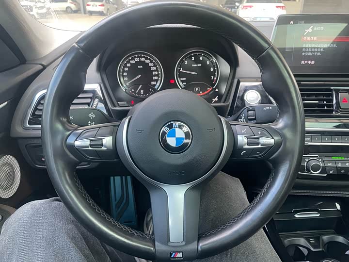 Фото 8 - BMW 1 Series