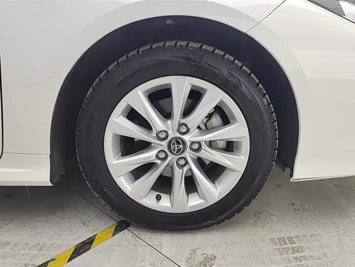 Фото 6 - Toyota Corolla