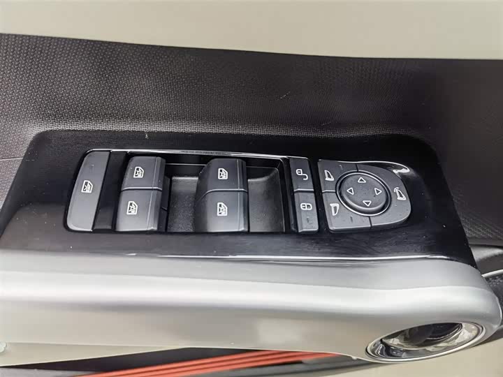 Фото 9 - BYD Yuan Plus