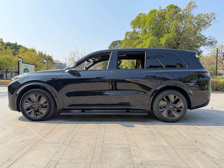 Фото 8 - LiXiang L9