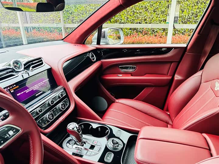 Фото 5 - Bentley Bentayga