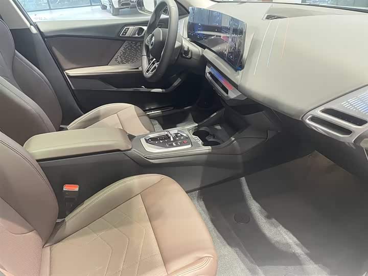 Фото 9 - BMW 2 Series