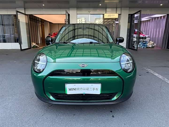 Фото 2 - Mini Cooper