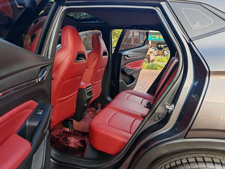 Фото 9 - Changan X5 Plus