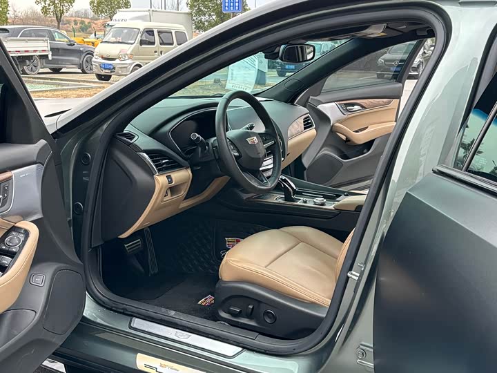 Фото 4 - Cadillac CT5