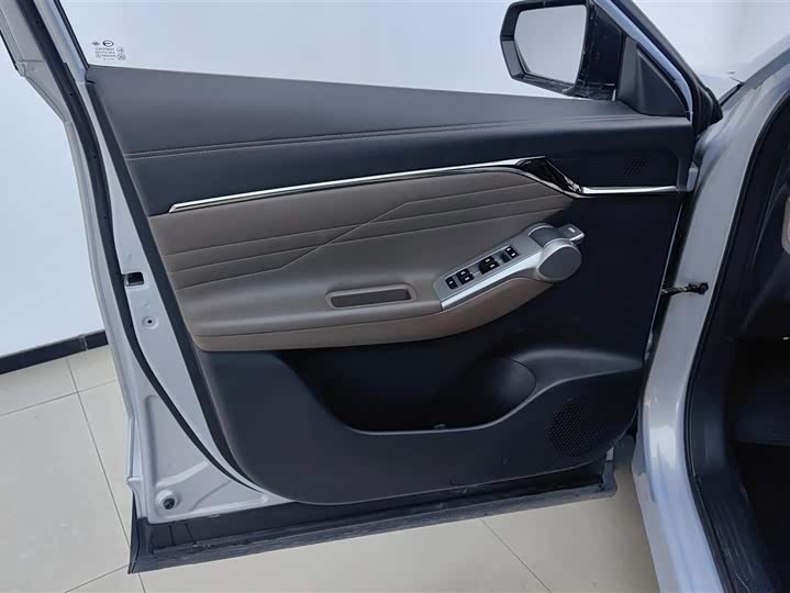 Фото 7 - GAC Trumpchi GS4