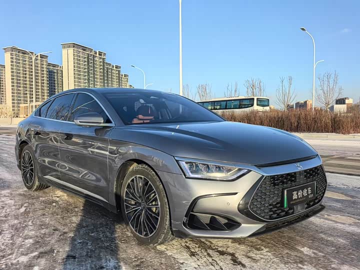 Фото 3 - BYD Han