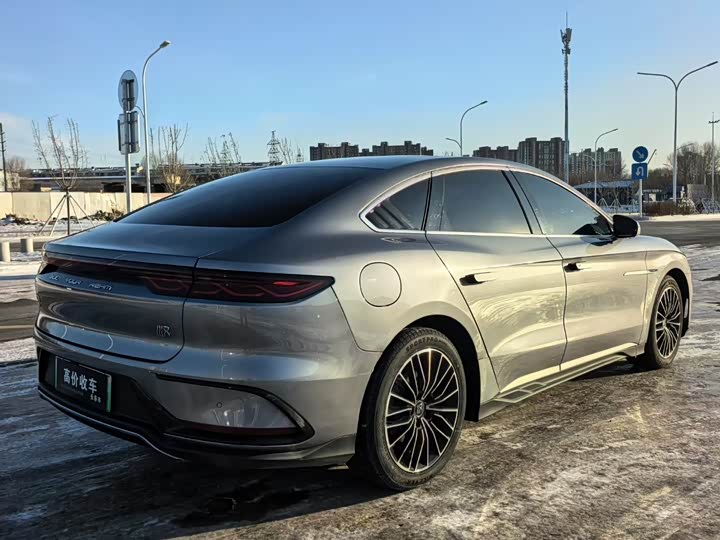 Фото 9 - BYD Han