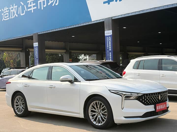 Фото 3 - Bestune B70