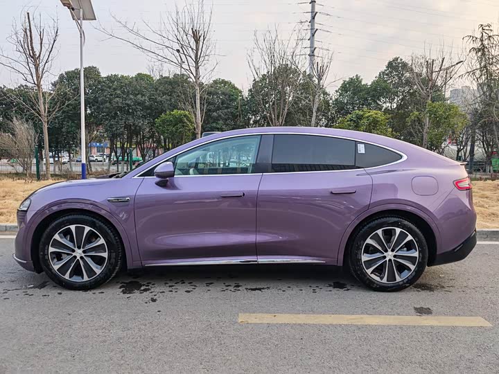 Фото 3 - Luxeed R7