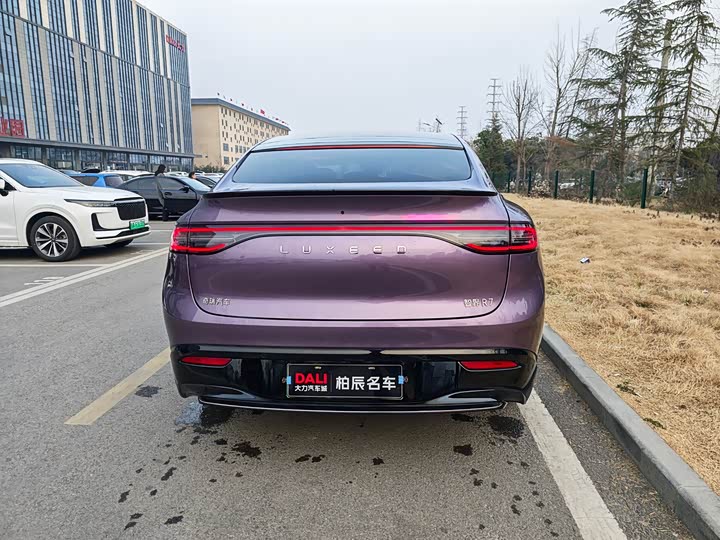 Фото 5 - Luxeed R7