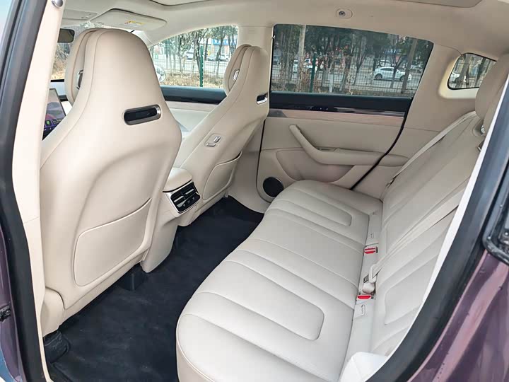 Фото 9 - Luxeed R7