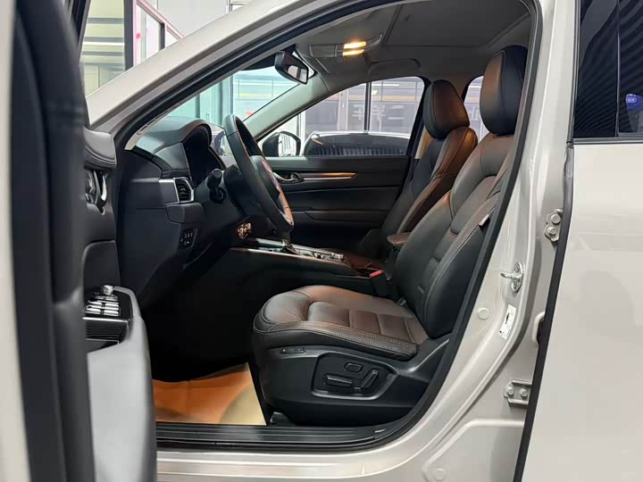 Фото 5 - Mazda CX-5