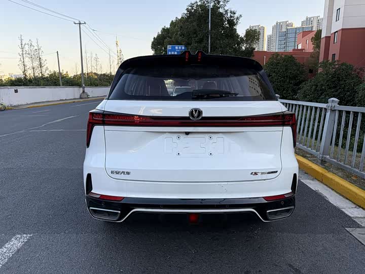 Фото 5 - Changan CS75 Plus