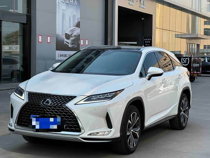Фото 3 - Lexus RX
