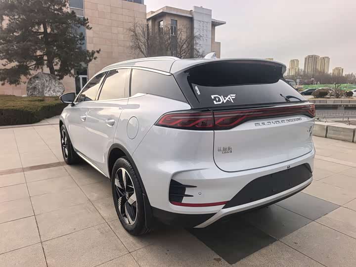 Фото 4 - BYD Tang Hybrid/EV