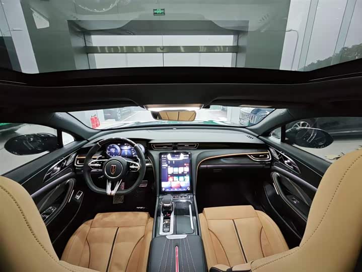 Фото 5 - Hongqi H6