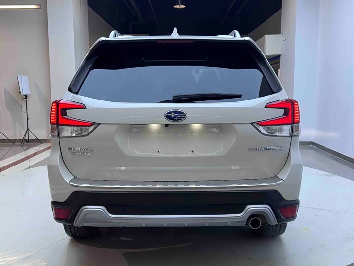 Фото 5 - Subaru Forester