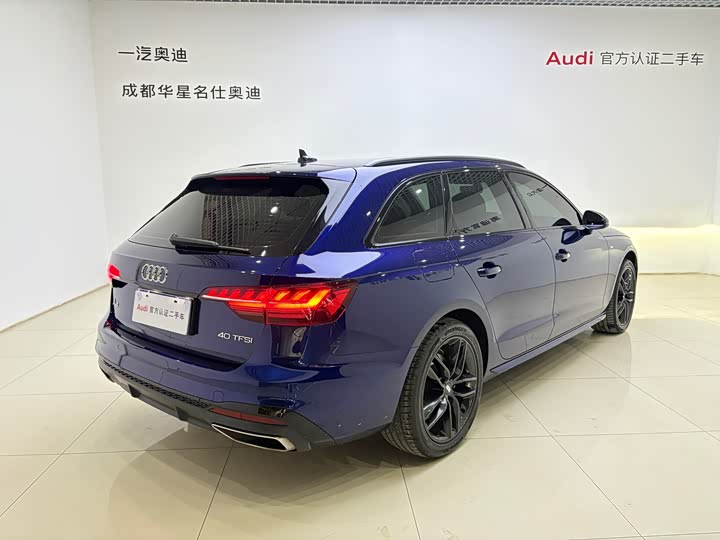 Фото 4 - Audi A4