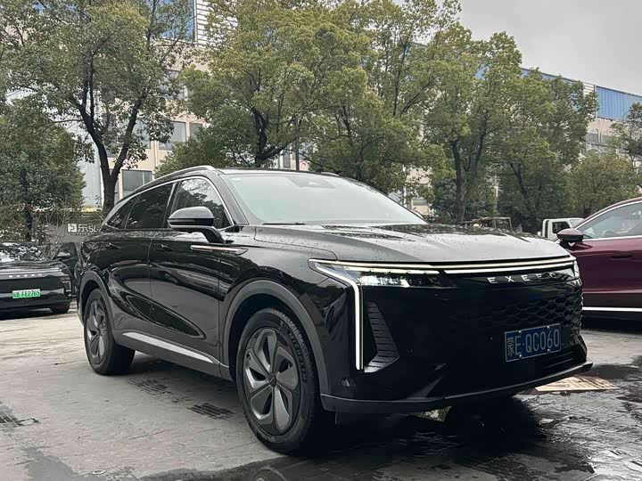 Фото 3 - Exeed RX