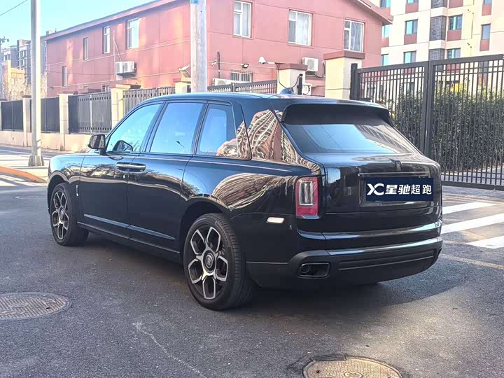 Фото 3 - Rolls-Royce Cullinan