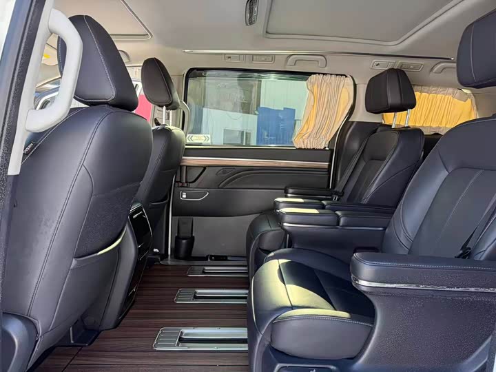 Фото 8 - GAC Trumpchi M8